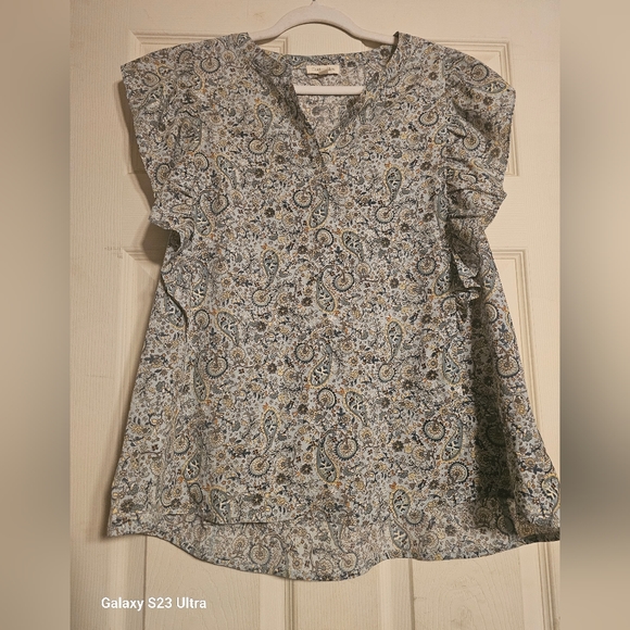 Top - Picture 1 of 2